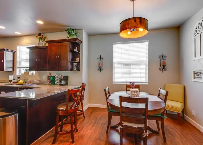 Spacious Retreat < 3 Mi To Downtown Flagstaff! *
