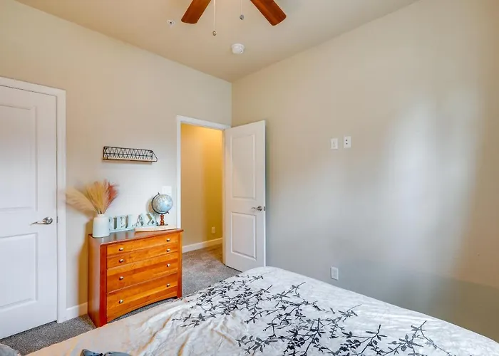 Ferienhaus Spacious Retreat < 3 Mi To Downtown Flagstaff!